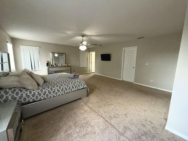 233 Aldridge Ln, Davenport, FL 33897