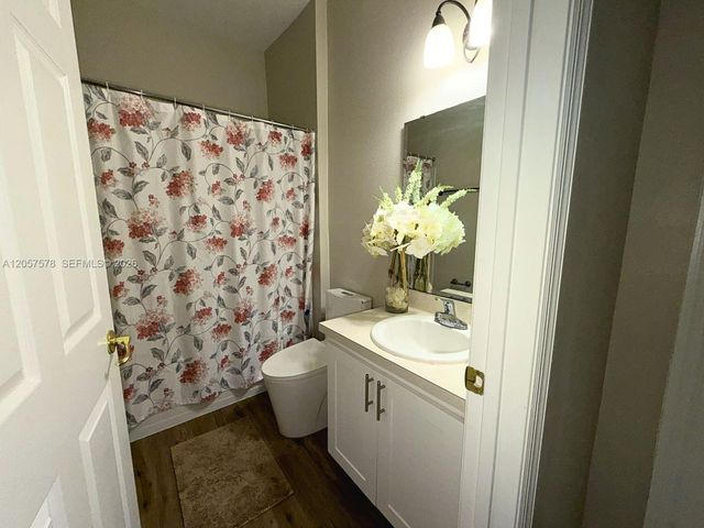 233 Aldridge Ln, Davenport, FL 33897