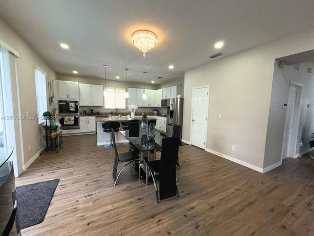 233 Aldridge Ln, Davenport, FL 33897