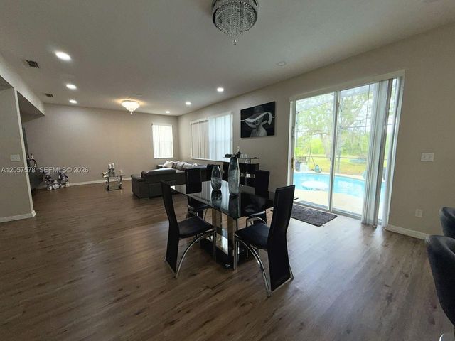 233 Aldridge Ln, Davenport, FL 33897