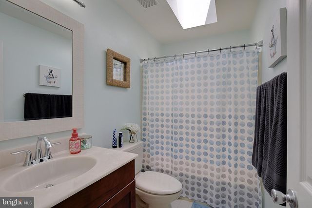 3134 HOLLAND CLIFFS RD, Huntingtown, MD 20639