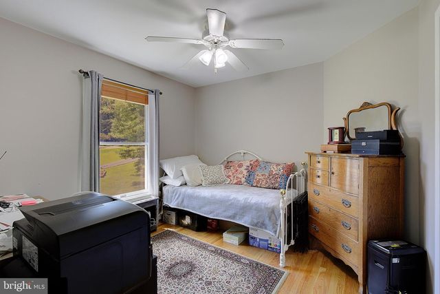 3134 HOLLAND CLIFFS RD, Huntingtown, MD 20639