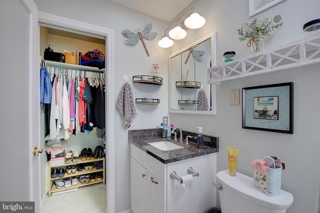 3134 HOLLAND CLIFFS RD, Huntingtown, MD 20639