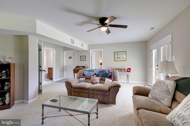 3134 HOLLAND CLIFFS RD, Huntingtown, MD 20639