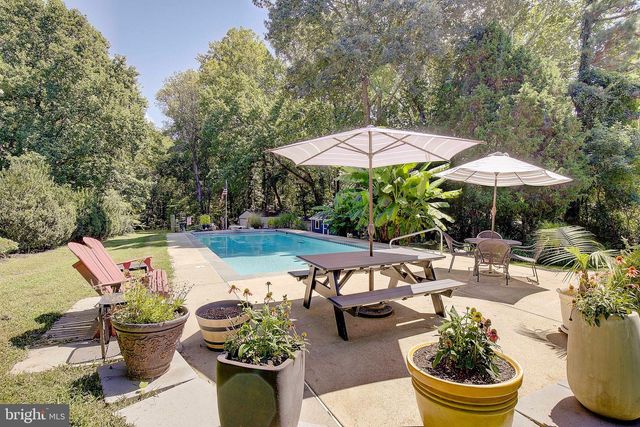 3134 HOLLAND CLIFFS RD, Huntingtown, MD 20639