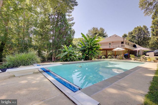 3134 HOLLAND CLIFFS RD, Huntingtown, MD 20639