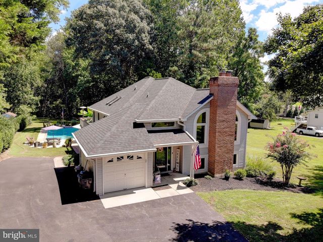 3134 HOLLAND CLIFFS RD, Huntingtown, MD 20639