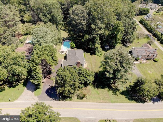 3134 HOLLAND CLIFFS RD, Huntingtown, MD 20639