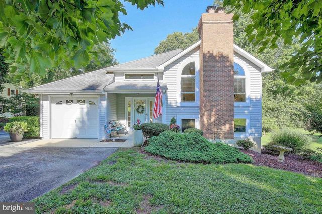 3134 HOLLAND CLIFFS RD, Huntingtown, MD 20639