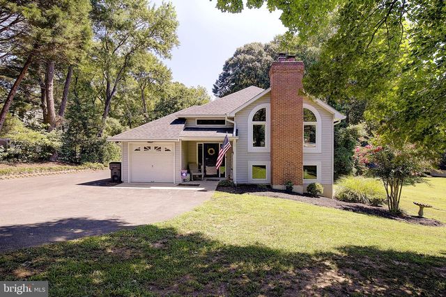 3134 HOLLAND CLIFFS RD, Huntingtown, MD 20639