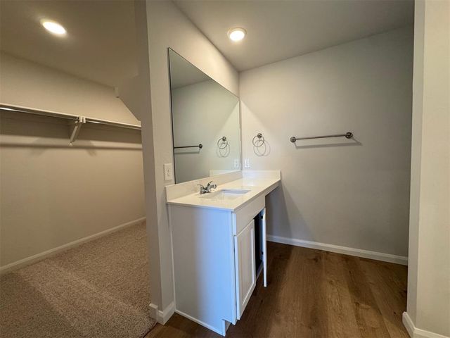 941 S Buffalo Lane, Mustang, OK 73064