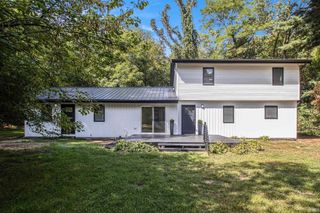 13149 State Rd 120, Middlebury, IN 46540
