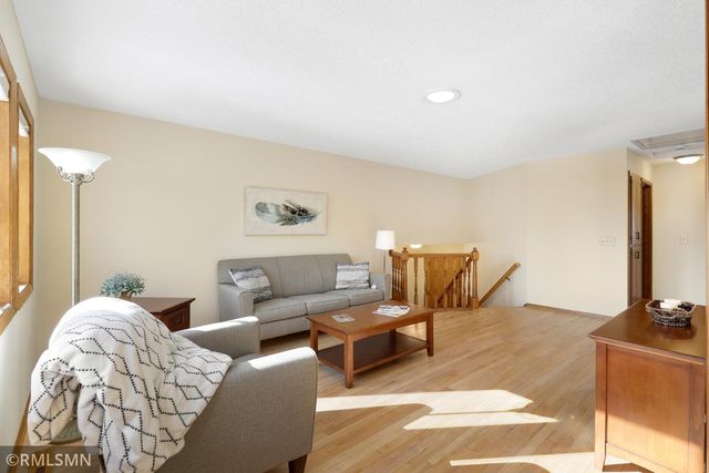 16200 Fantasia Avenue, Rosemount, MN 55068