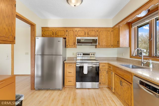 16200 Fantasia Avenue, Rosemount, MN 55068