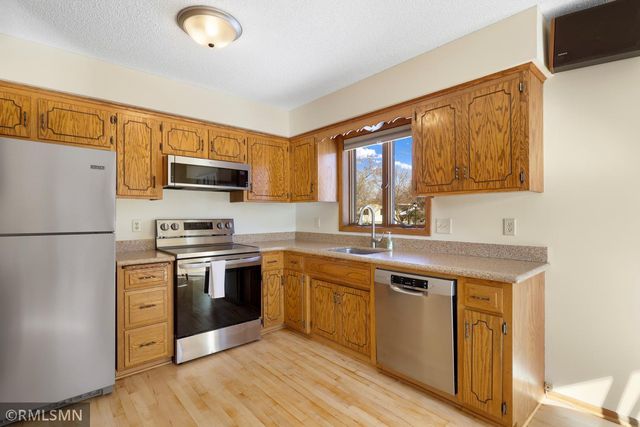 16200 Fantasia Avenue, Rosemount, MN 55068