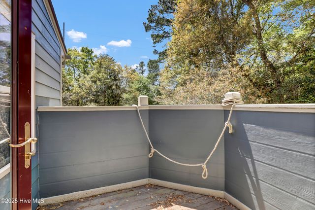 110 Bogue Loop Road, Newport, NC 28570