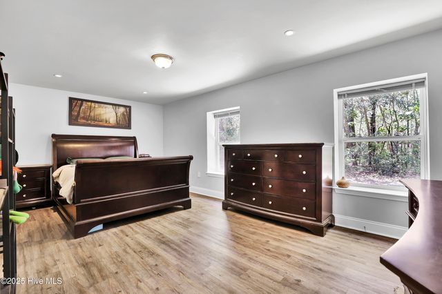 110 Bogue Loop Road, Newport, NC 28570