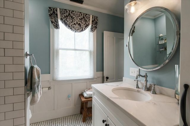 51 Temple Street, Newburyport, MA 01950