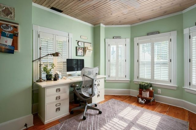 51 Temple Street, Newburyport, MA 01950
