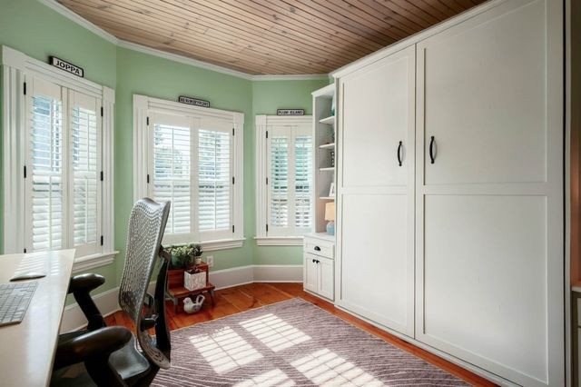 51 Temple Street, Newburyport, MA 01950