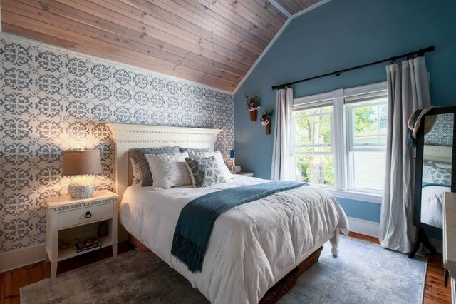 51 Temple Street, Newburyport, MA 01950