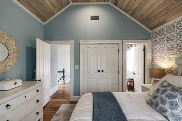 51 Temple Street, Newburyport, MA 01950