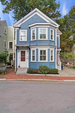 51 Temple Street, Newburyport, MA 01950