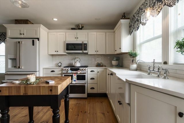 51 Temple Street, Newburyport, MA 01950