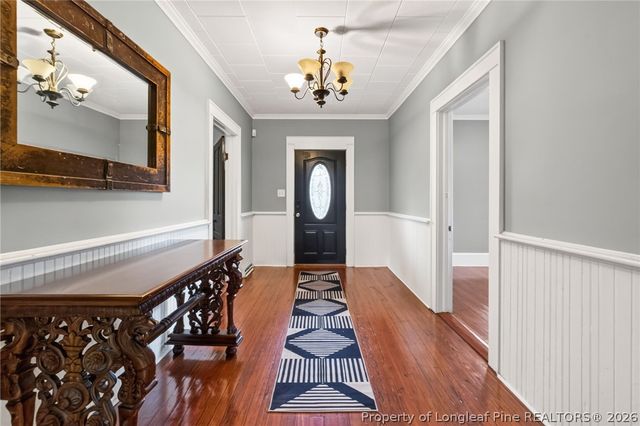 423 E Edinborough Avenue, Raeford, NC 28376
