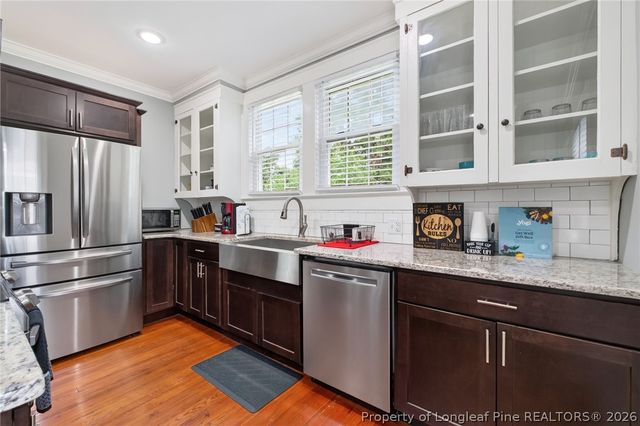 423 E Edinborough Avenue, Raeford, NC 28376
