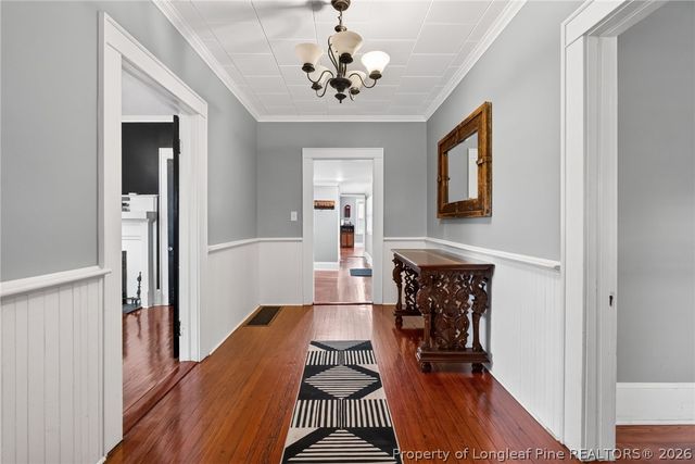 423 E Edinborough Avenue, Raeford, NC 28376