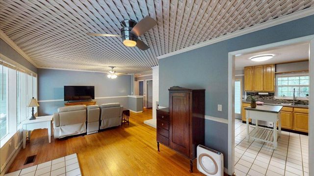 602 Magnolia Avenue, South Pittsburg, TN 37380