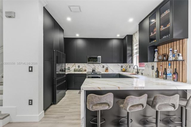 12880 SW 134th Ter, Miami, FL 33186