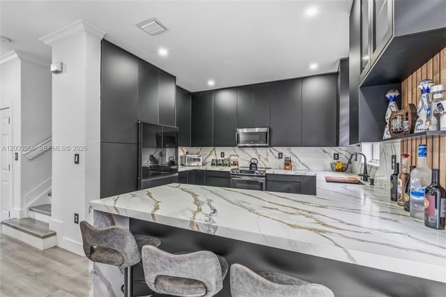 12880 SW 134th Ter, Miami, FL 33186