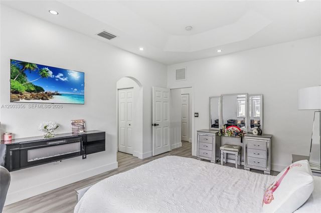 12880 SW 134th Ter, Miami, FL 33186