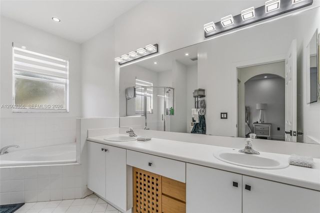 12880 SW 134th Ter, Miami, FL 33186