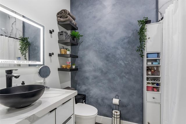 12880 SW 134th Ter, Miami, FL 33186