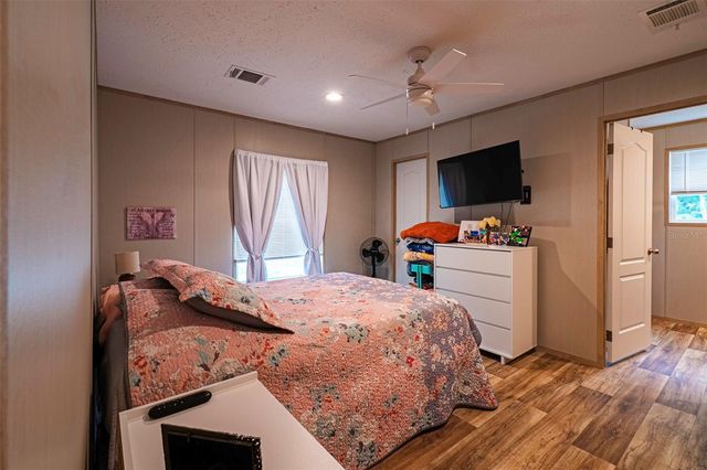 6556 S LIMA AVENUE, Homosassa, FL 34446