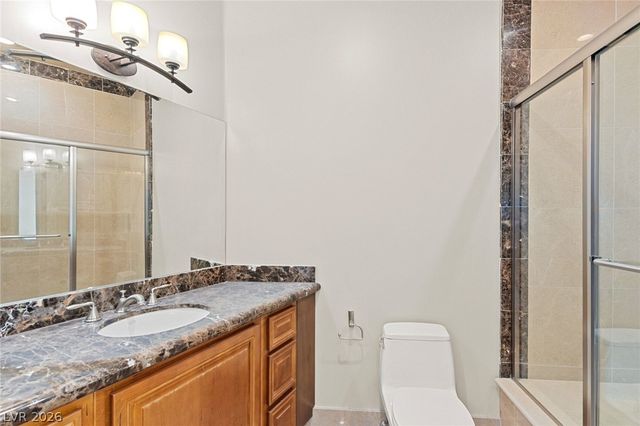 9101 Alta Drive 16, Las Vegas, NV 89145