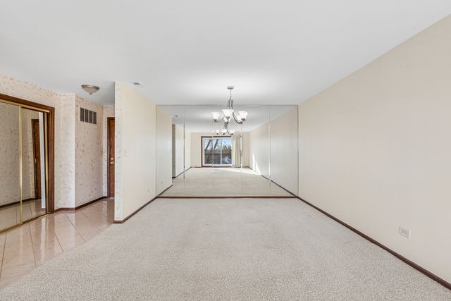 9500 N Washington Street 505, Niles, IL 60714