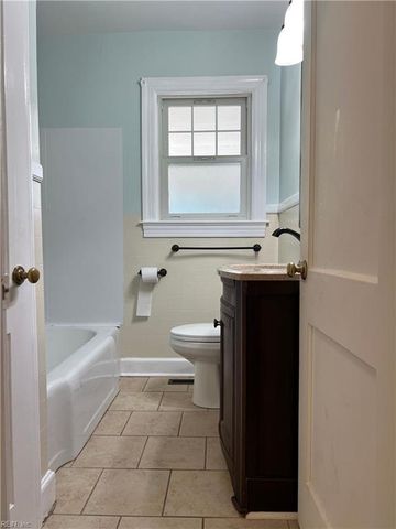 130 North AVE, Newport News, VA 23601