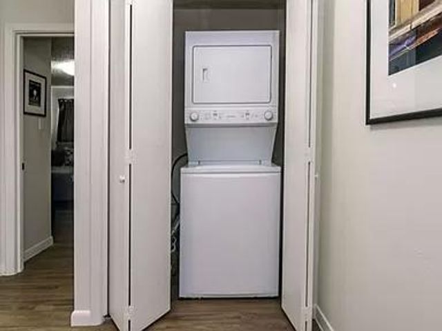 1915 Fairlawn LN 2, Austin, TX 78704