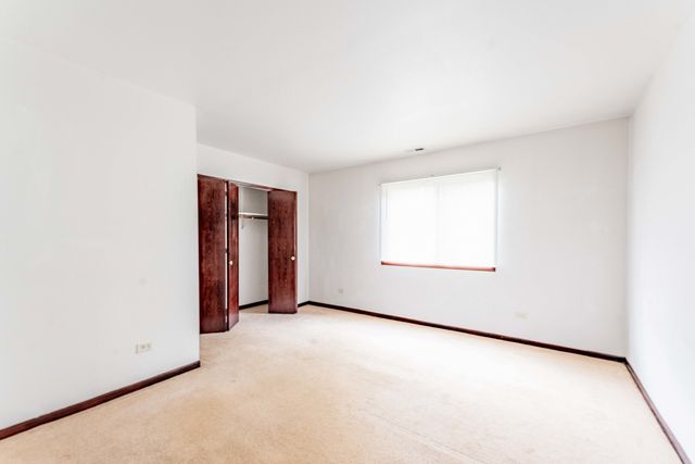 15805 Peggy Lane, Oak Forest, IL 60452