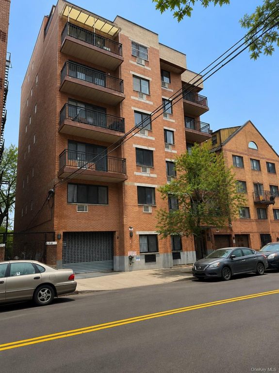 9106 Whitney Avenue 3A, Elmhurst, NY 11373