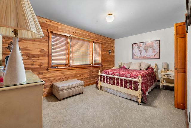 6 Narya, Carbondale, IL 62902