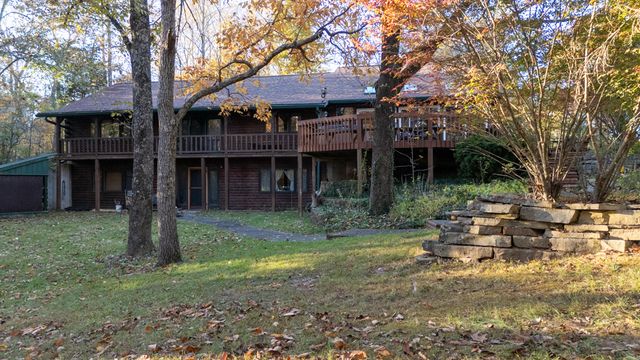 6 Narya, Carbondale, IL 62902