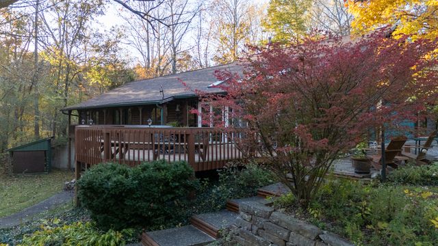 6 Narya, Carbondale, IL 62902