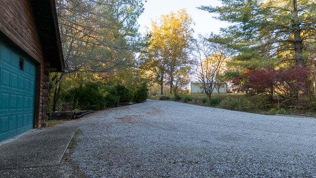 6 Narya, Carbondale, IL 62902