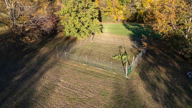 6 Narya, Carbondale, IL 62902