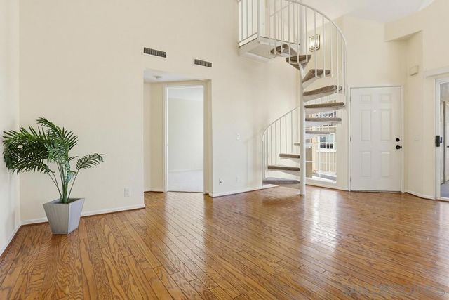 7385 Calle Cristobal 226, San Diego, CA 92126